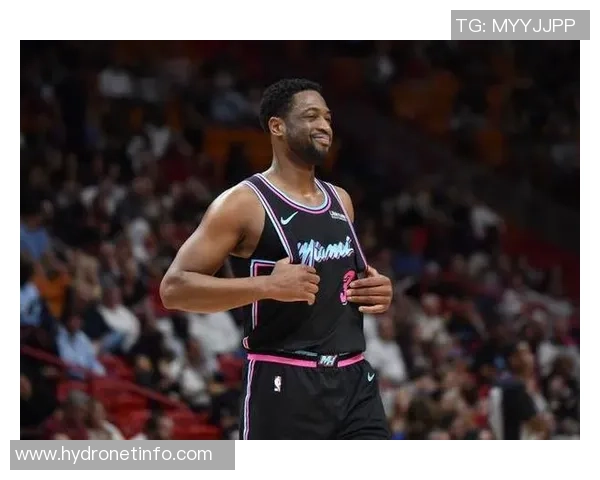 韦德谈NBA现状：三巨头时代已过各队实力均衡下克上成常态
